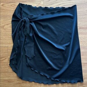 Source Unknown Black Asymmetrical Swim Skirt